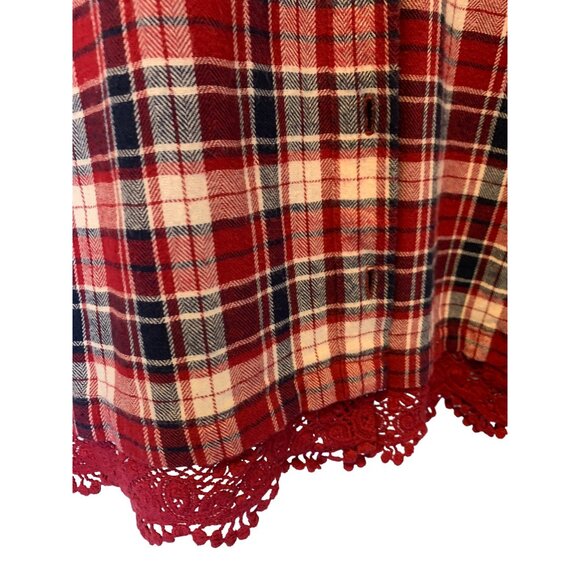 🍒 2/$20 🍒 Red Plaid with Lace Fringe and Explore Screen Print Flannel sz XL - Picture 2 of 8